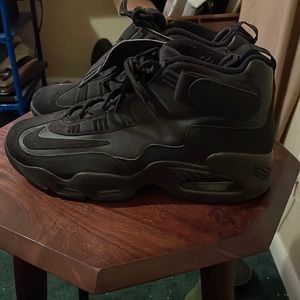 Nike Ken Griffey Jr shoes